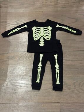 GAP Black and Neon Green Glow-In-The-Dark Skeleton Top